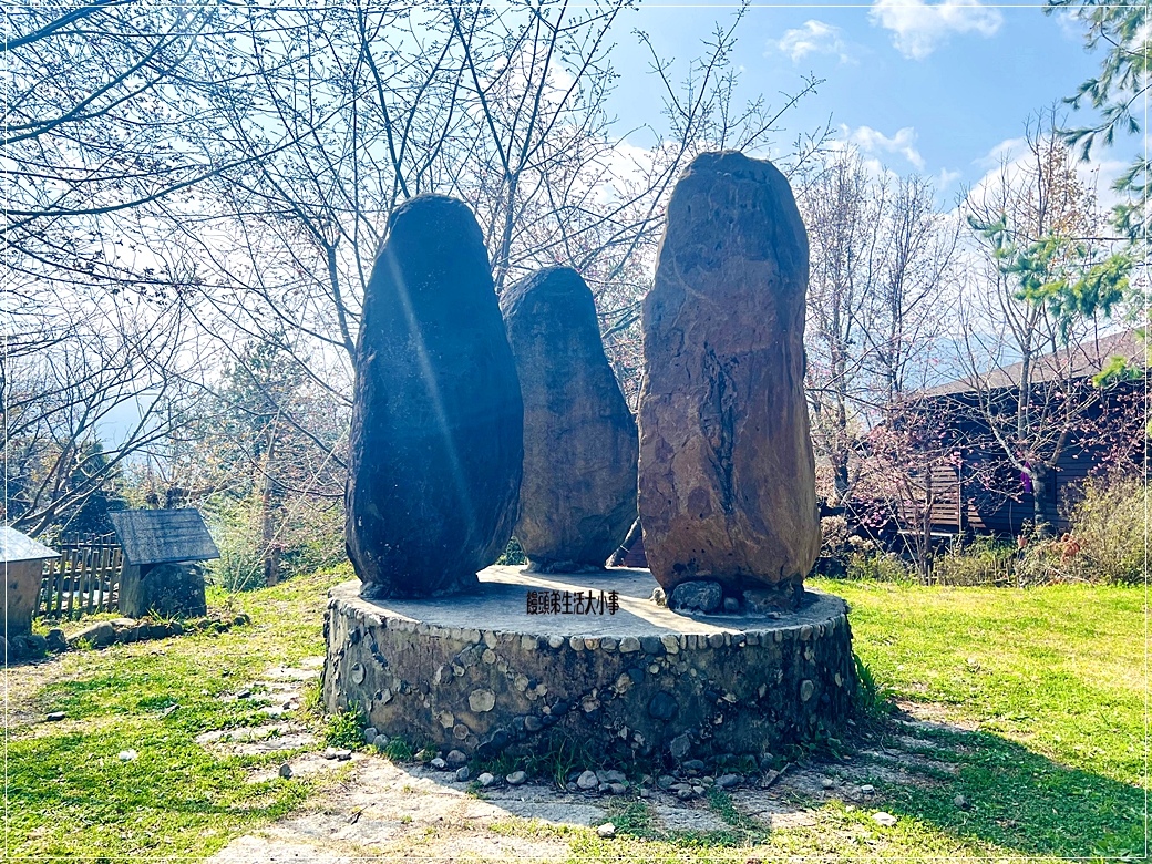 /tmp/phpg8ggTQ /tmp/phpg8ggTQ