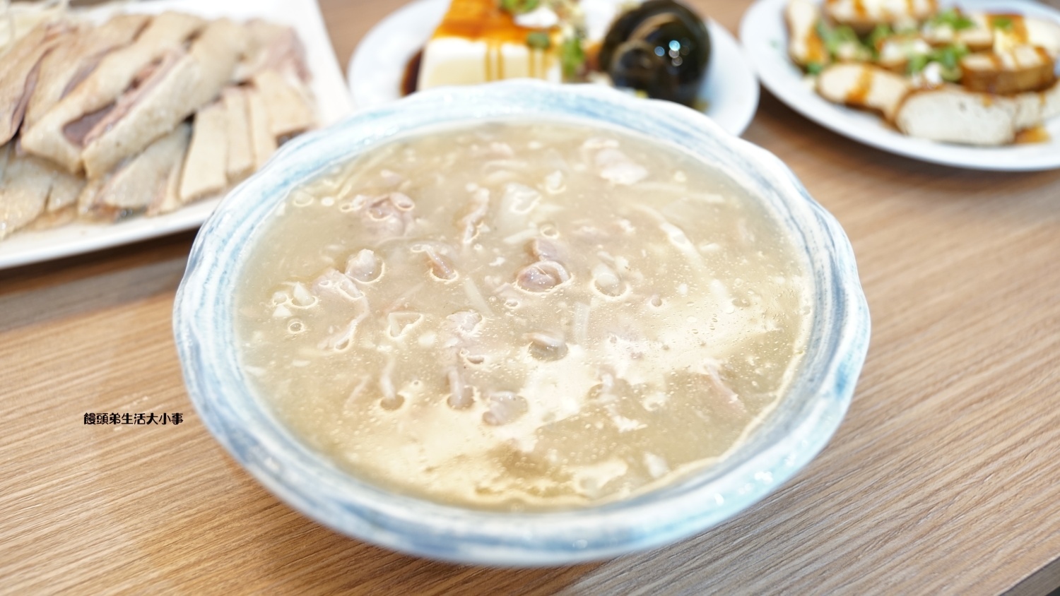 /tmp/phpsEUISw /tmp/phpsEUISw