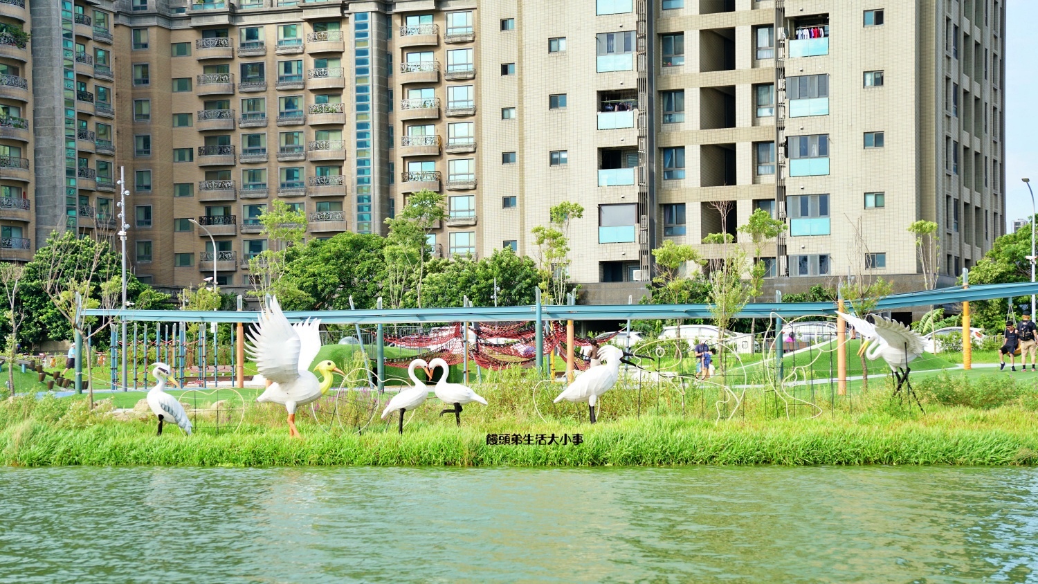 /tmp/phpT6K3r3 /tmp/phpT6K3r3