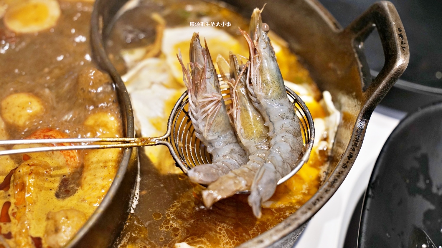 /tmp/phpJ0WgBK /tmp/phpJ0WgBK