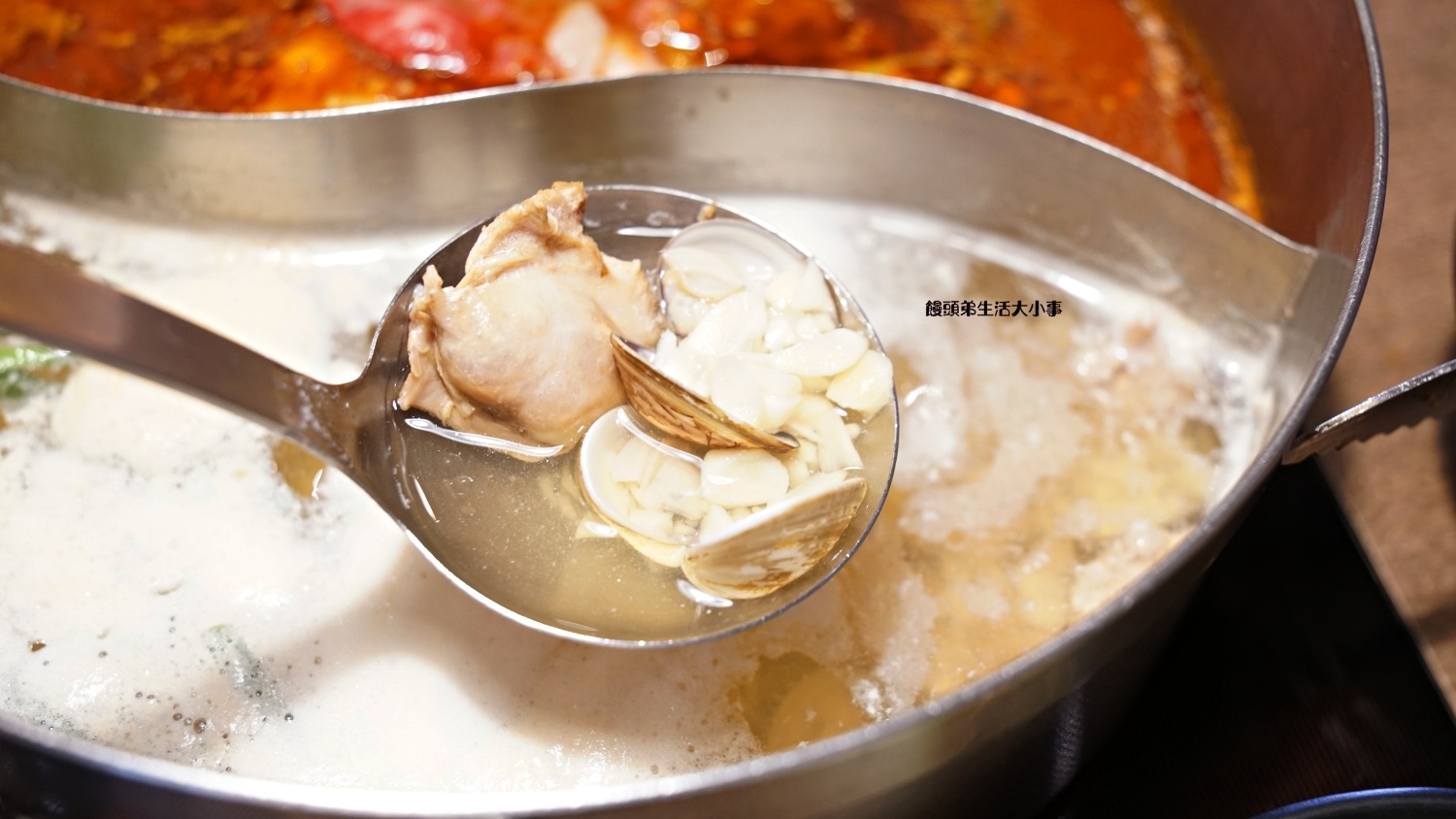 /tmp/phplEKoWZ /tmp/phplEKoWZ