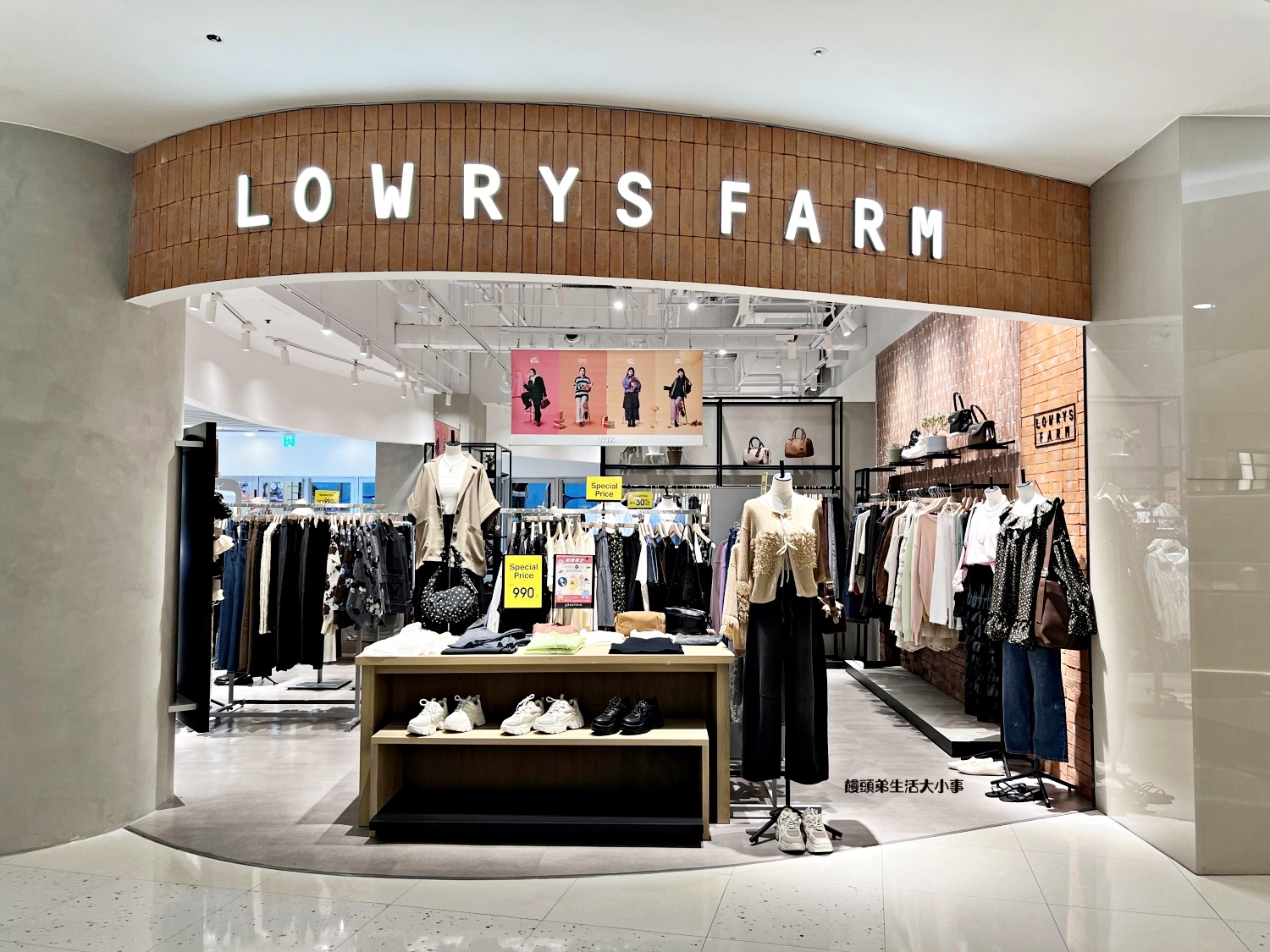 /tmp/php0k7V6V /tmp/php0k7V6V