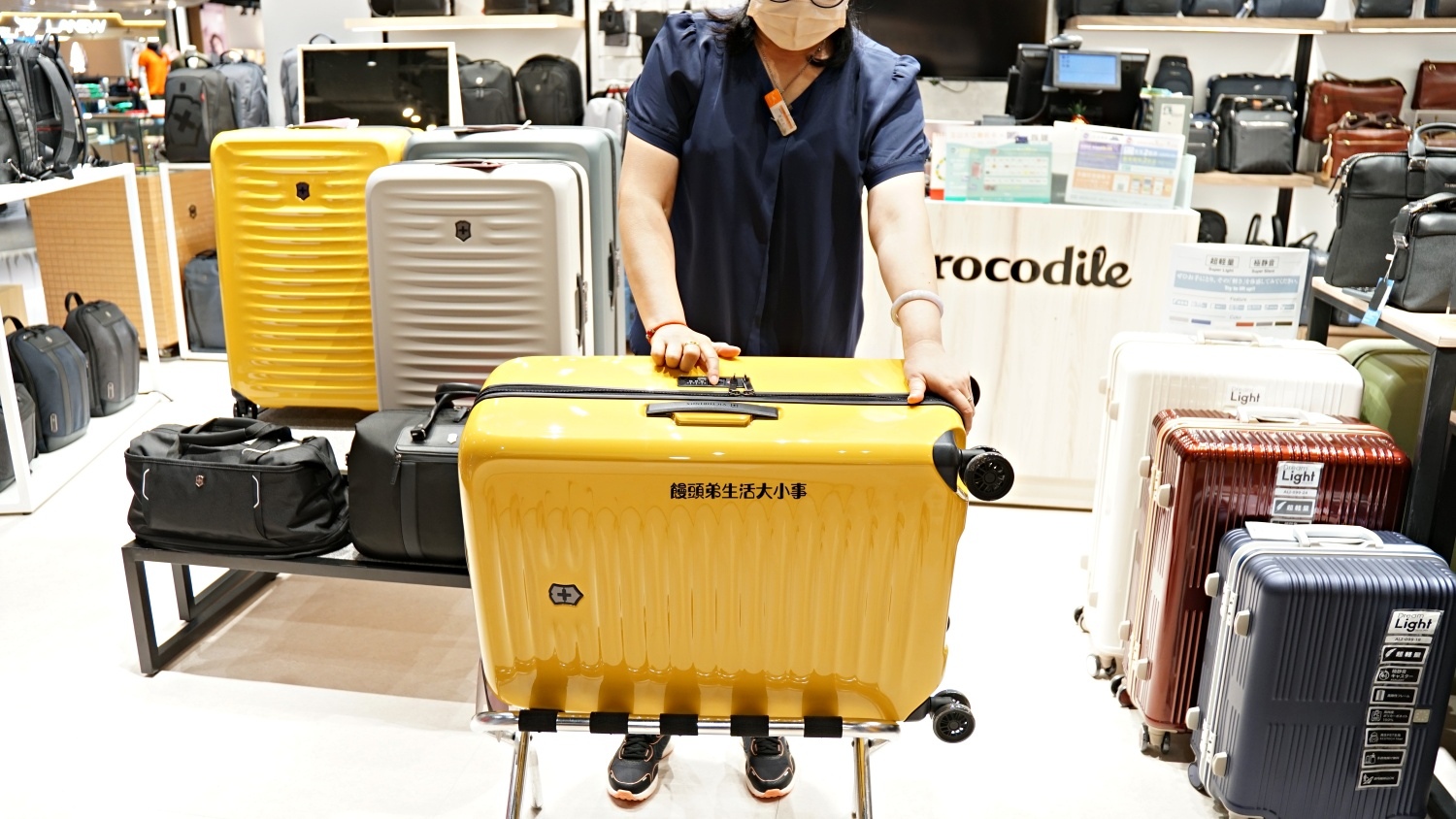 /tmp/phptjoIkk /tmp/phptjoIkk