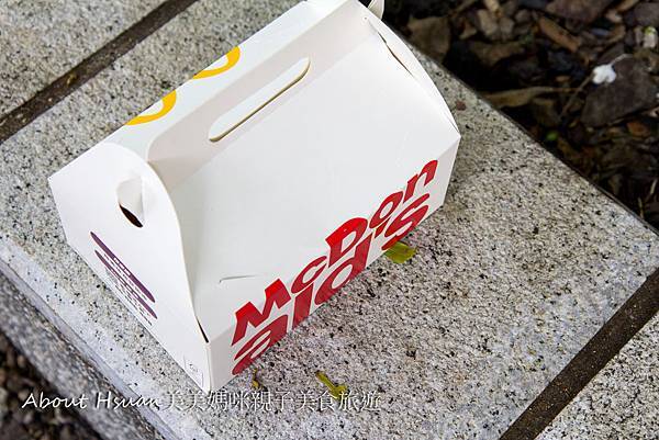 小烏來風景特定區宇內溪戲水區 暑假天天開放! 桃園唯一合法的戲水區 @About Hsuan美美媽咪親子美食旅遊 玩水-10.JPG