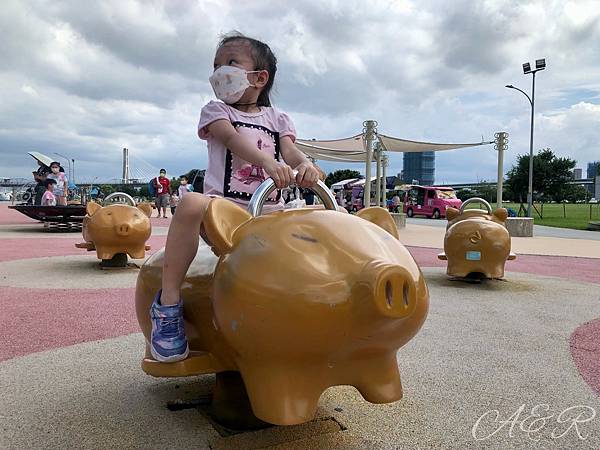 2022【新北大都會公園】熊猴森樂園•水陸兩棲、溜滑梯總動員