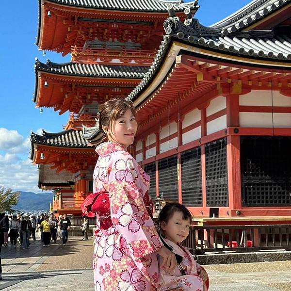 清水寺和服出租推薦「京小町」多款式選擇，中文服務輕鬆體驗穿和