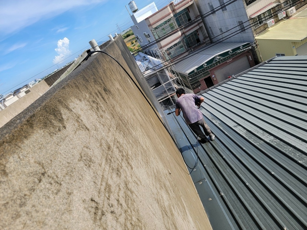 【台南油漆推薦】胖匠防水油漆工程,老家頂樓隔熱防水油漆翻新, 【台南油漆推薦】胖匠防水油漆工程,老家頂樓隔熱防水油漆翻新,