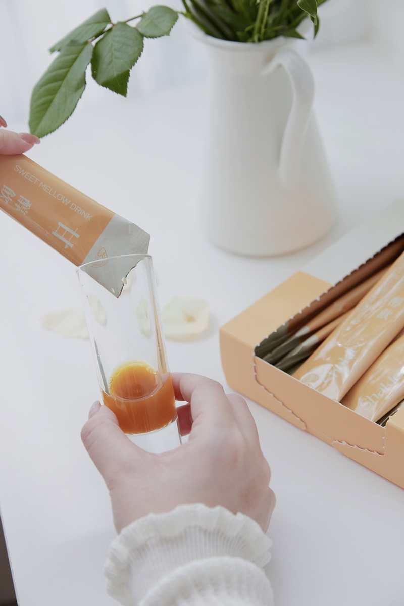 生活 ♥ 熬夜應酬族必備！嘉康利甘醇飲。一飲給你甘好氣色 ♫