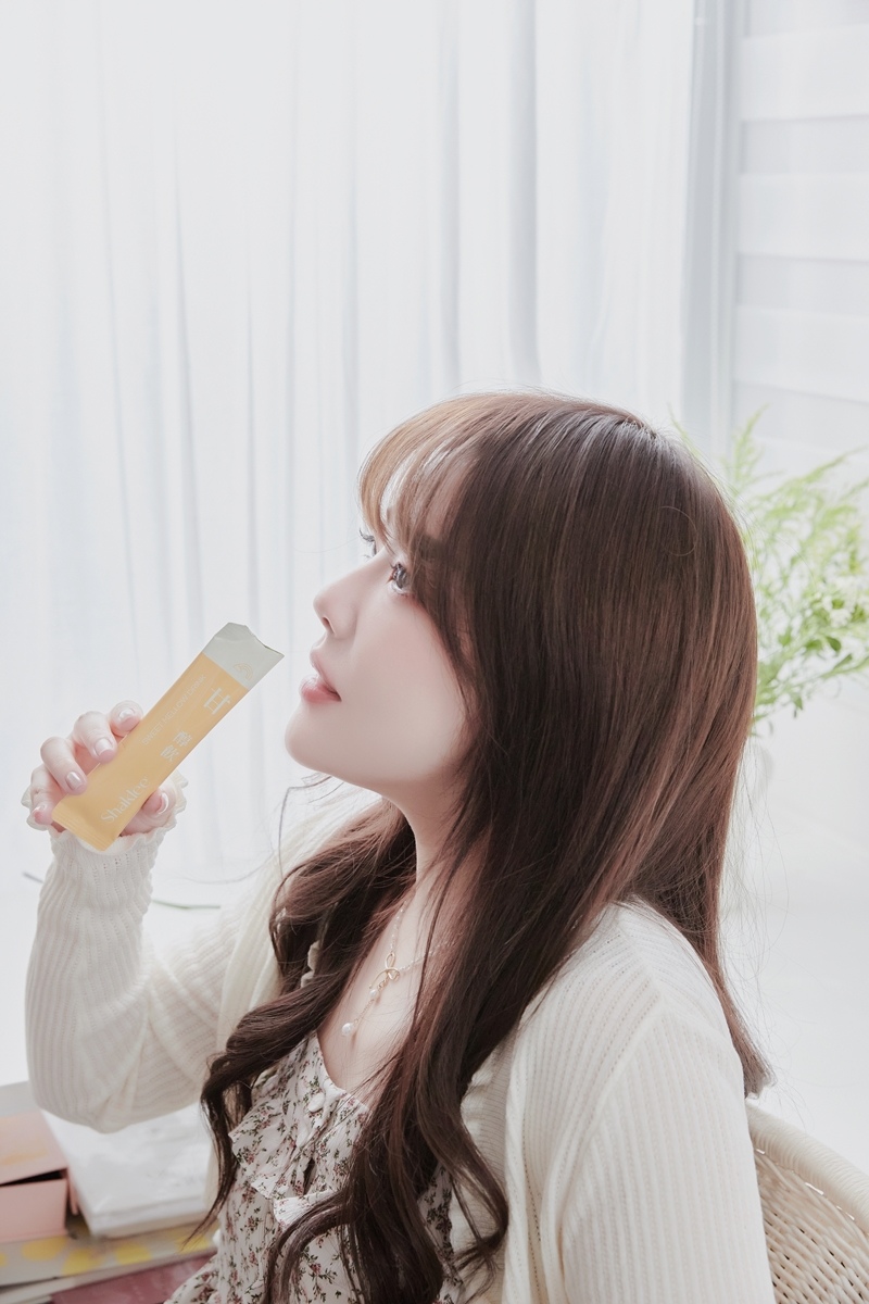 生活 ♥ 熬夜應酬族必備！嘉康利甘醇飲。一飲給你甘好氣色 ♫