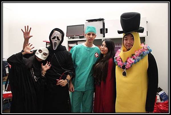 NY - Halloween.jpg NY - Halloween.jpg