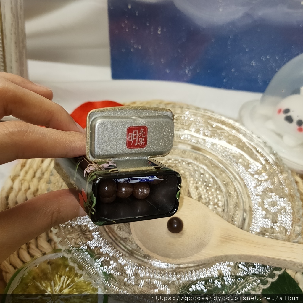 明亮 (5).jpg 明亮 (5).jpg