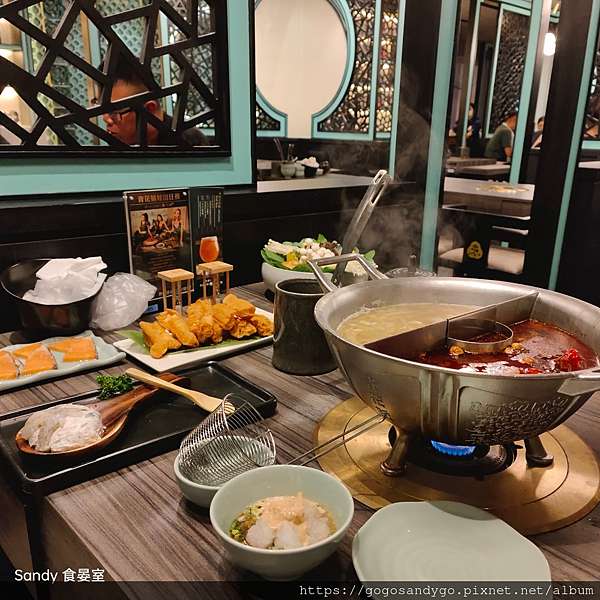 高雄美食 22青花驕王品麻辣鍋 完整菜單 停車 訂位 用餐時間 麻香 營業時間 說書旅人sandy的部落格 痞客邦