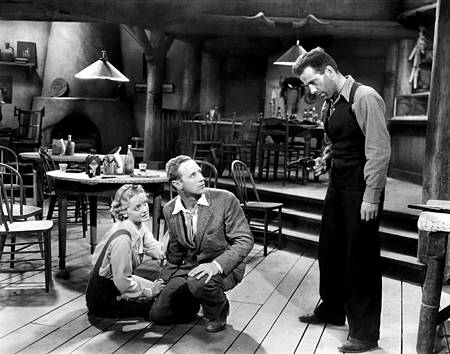 Davis,_Howard_%26;_Bogart_The_Petrified_Forest_1936.jpg