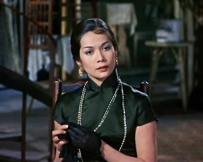 The-WORLD-of-SUZIE-WONG-Nancy-Kwan-William (1).jpg