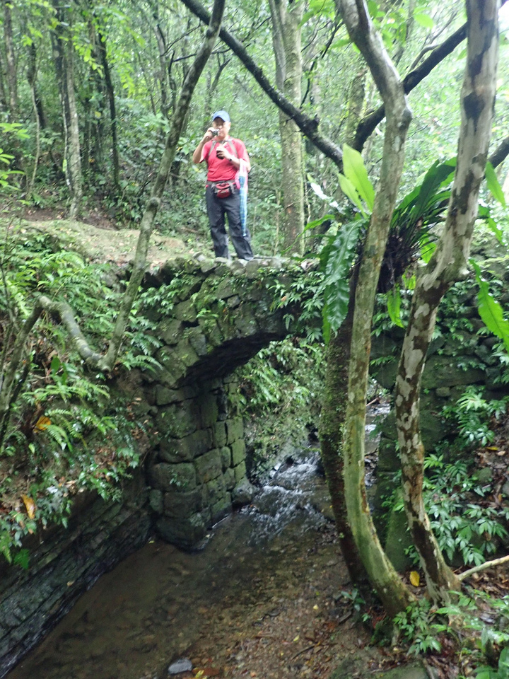 20200926雙溪崩山坑古道（淡蘭古道中段）_201005_0028.jpg