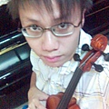 我與提琴.jpg