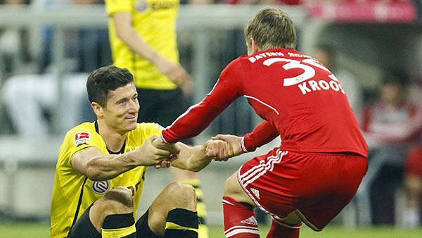 i_fcb_bvb_lewandowski_kroos_628