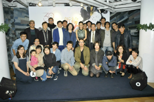 文化部影視及流行音樂產業局徐宜君局長、朱全斌等評審、影展大使吳可熙、姚淳耀及一般組劇組合影-2.jpg 文化部影視及流行音樂產業局徐宜君局長、朱全斌等評審、影展大使吳可熙、姚淳耀及一般組劇組合影-2.jpg