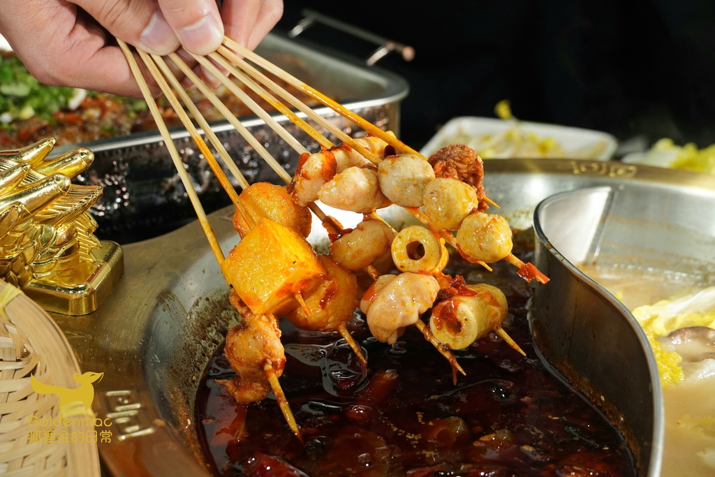 台中美食 │ 川麵道 正宗四川麻辣燙、川味烤魚 擼串聚餐首選