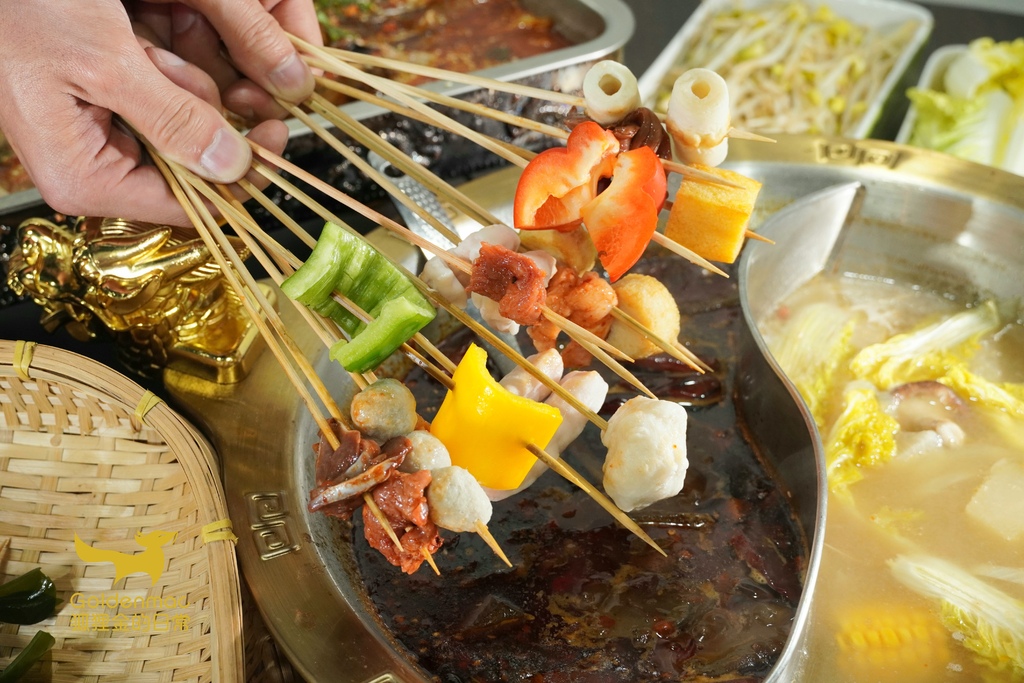 台中美食 │ 川麵道 正宗四川麻辣燙、川味烤魚 擼串聚餐首選