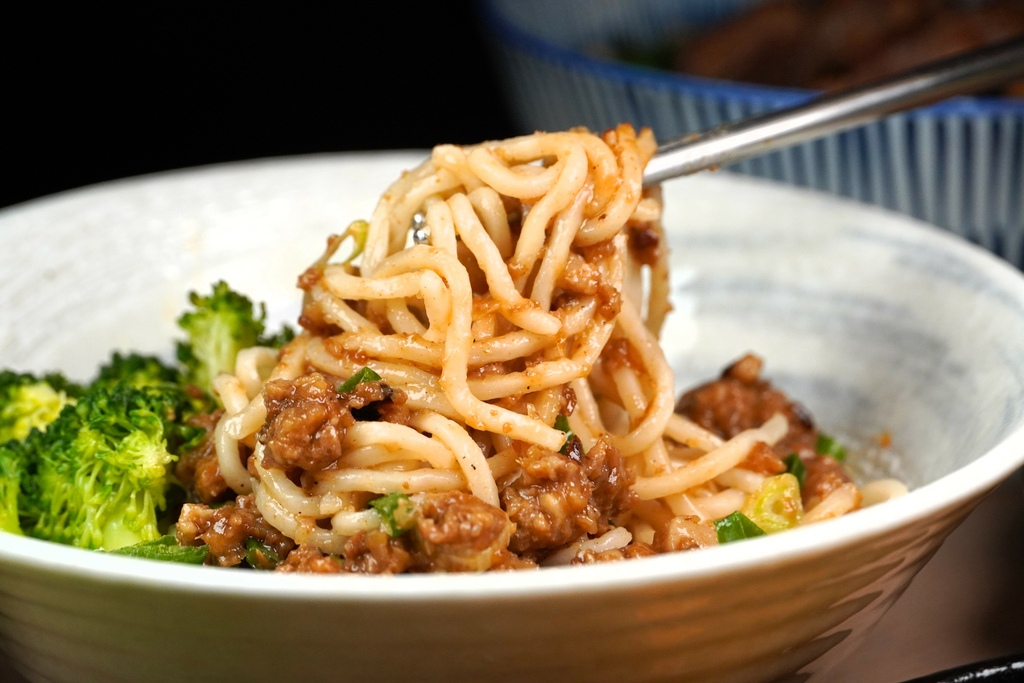 台中美食｜玖零牛肉麵