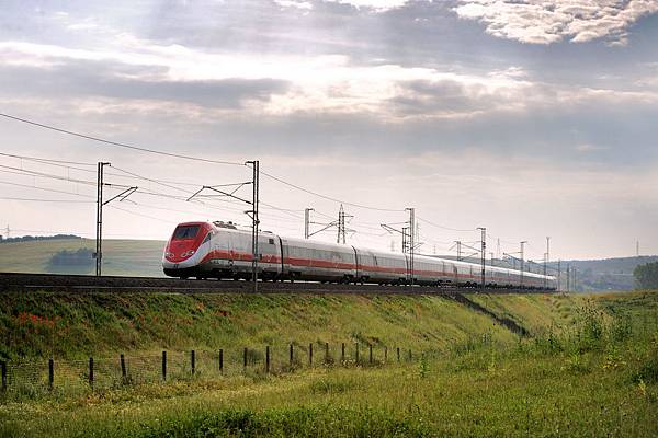 Frecciarossa_00.jpg