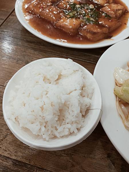 少女吃吃 | 北車美食推薦！川渝小吃坊南陽街分店 | 南陽街