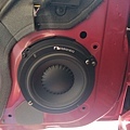 3-2原本安裝喇叭 螺絲還鎖不一樣.jpeg