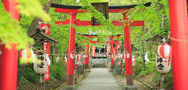 花卷稻荷神社.jpg