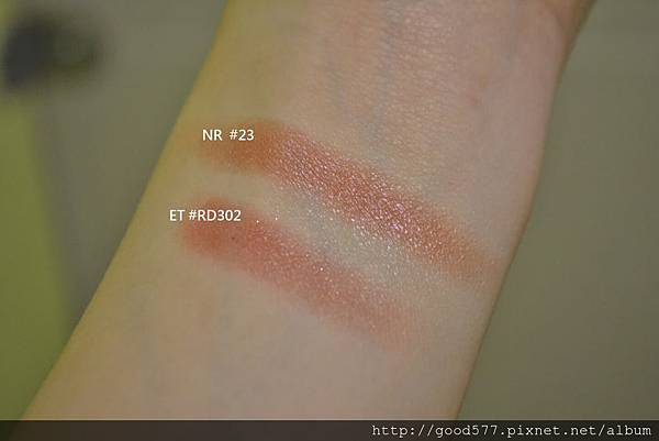 紅色眼影色號-01-min.jpg 紅色眼影色號-01-min.jpg