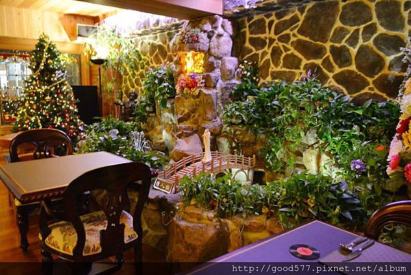 DSC_0756-min.JPG DSC_0756-min.JPG