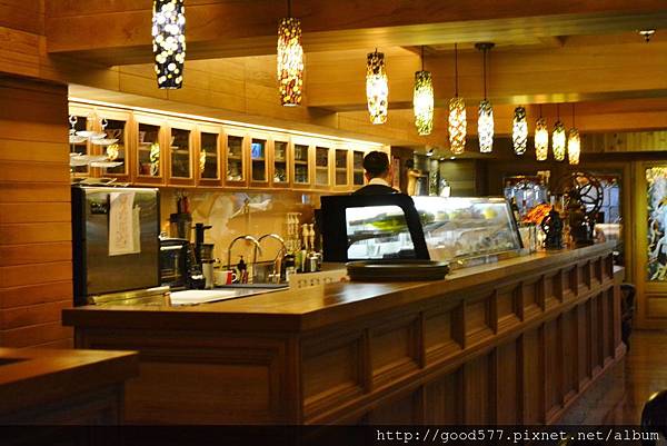 DSC_0742-min.JPG DSC_0742-min.JPG