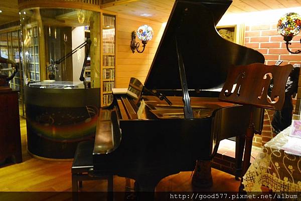 DSC_0740-min.JPG DSC_0740-min.JPG