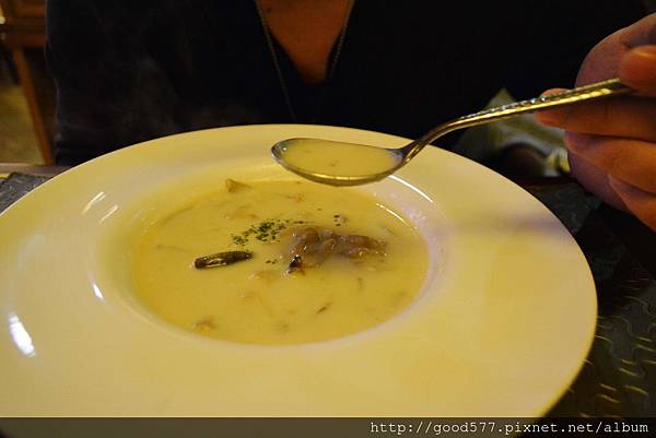 DSC_0790-min.JPG DSC_0790-min.JPG