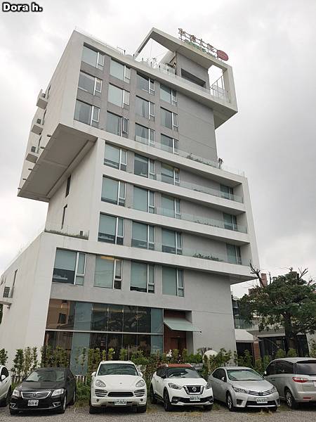 [心得] 嘉義 承億文旅-桃城茶樣子: 頂樓無邊際泳