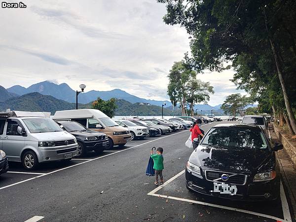 [心得] 日月潭朝霧小棧 親子住宿心得 陽台在湖面