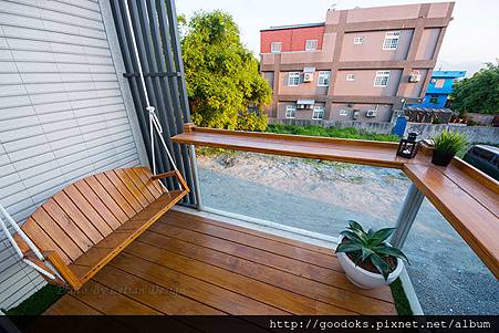 201陽台-3.jpg 201陽台-3.jpg