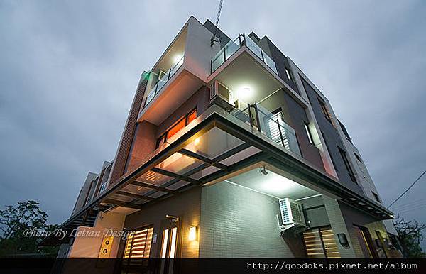 index-4.jpg index-4.jpg