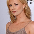 Charlize%20Theron-LRS-009812.jpg