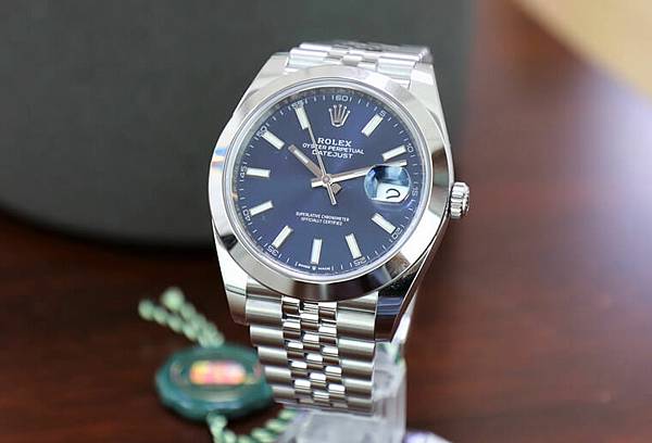 拜登戴這款勞力士.jpg 拜登戴這款勞力士.jpg