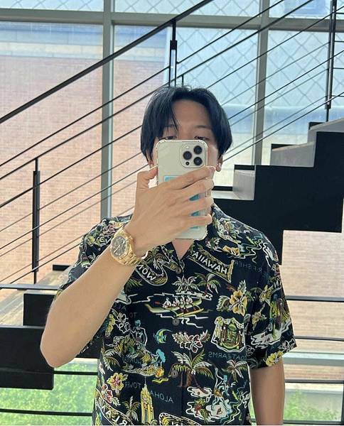 韓星鄭容和曬百萬勞力士金錶.jpg 韓星鄭容和曬百萬勞力士金錶.jpg