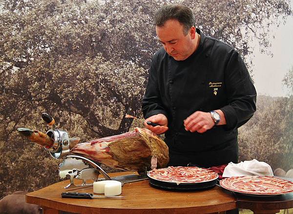 Jamón Ibérico伊比利火腿切片.jpg Jamón Ibérico伊比利火腿切片.jpg