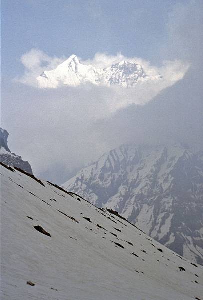 Nepal 35 Annapurna Trek to top base camp.JPG