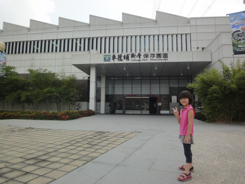 a1 (1).jpg a1 (1).jpg