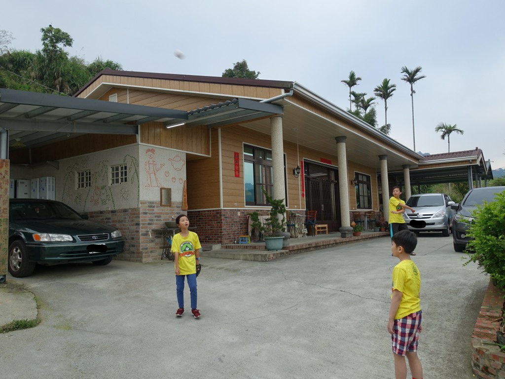 C1 (3).jpg C1 (3).jpg