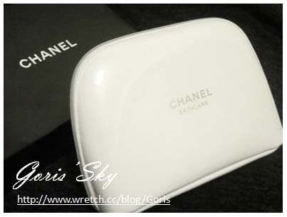 2012 CHANEL母親節化妝包