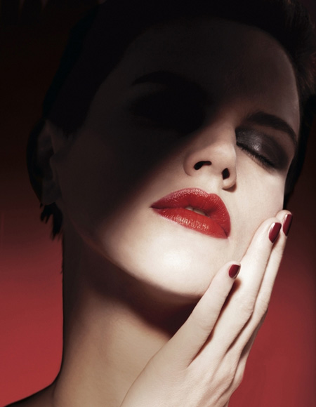 Giorgio-Armani-Fall-2013-Nail-Lacquer-Collection