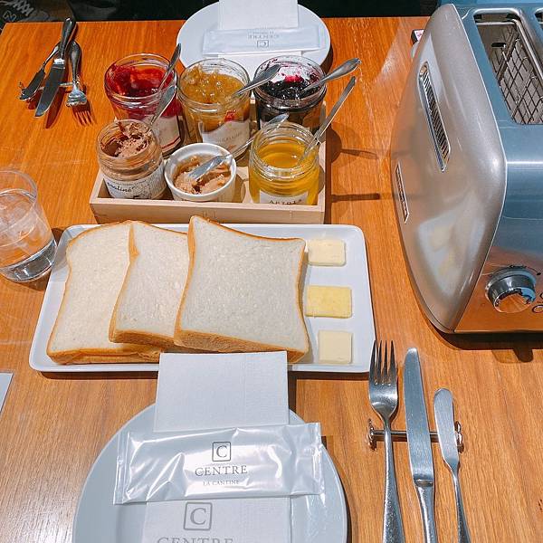 20191219_200104_0384 20191219_200104_0384