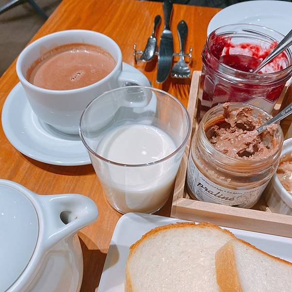 20191219_200104_0376 20191219_200104_0376