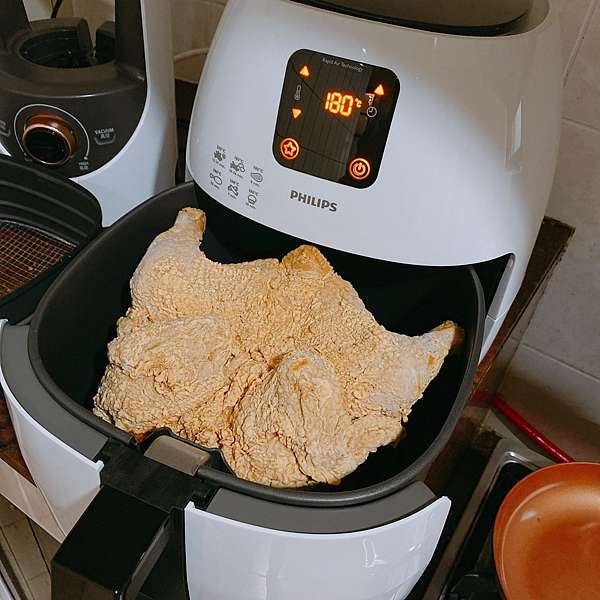 我又買了第二台 大到能放整隻雞 飛利浦氣炸鍋hd9240 Vs Hd9642 差異比較 Goris Sky 時尚美妝消費學 痞客邦